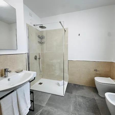 Elyas Guest house 3*
