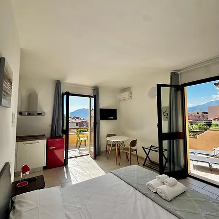 Elyas Guest house 3*