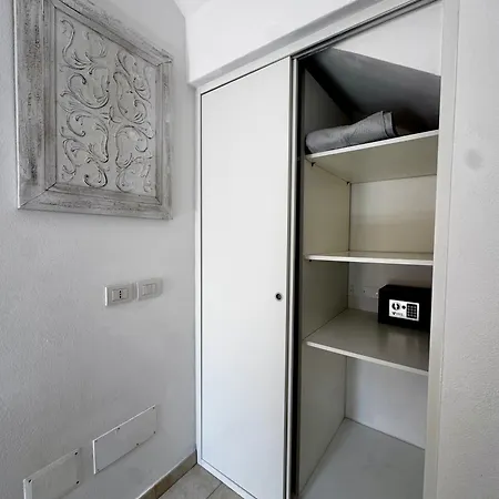 Elyas Guest house